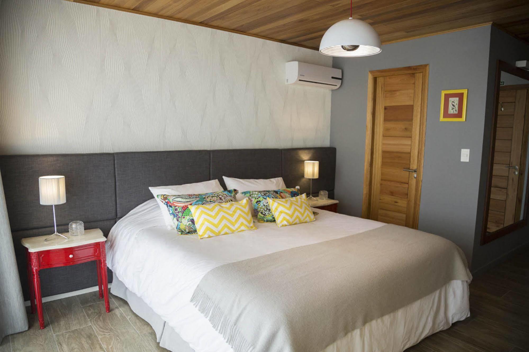 Hôtel Puerto Dijama à Carmelo Extérieur photo